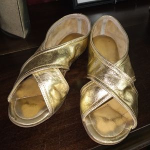 Hand made woman's shoes size 7